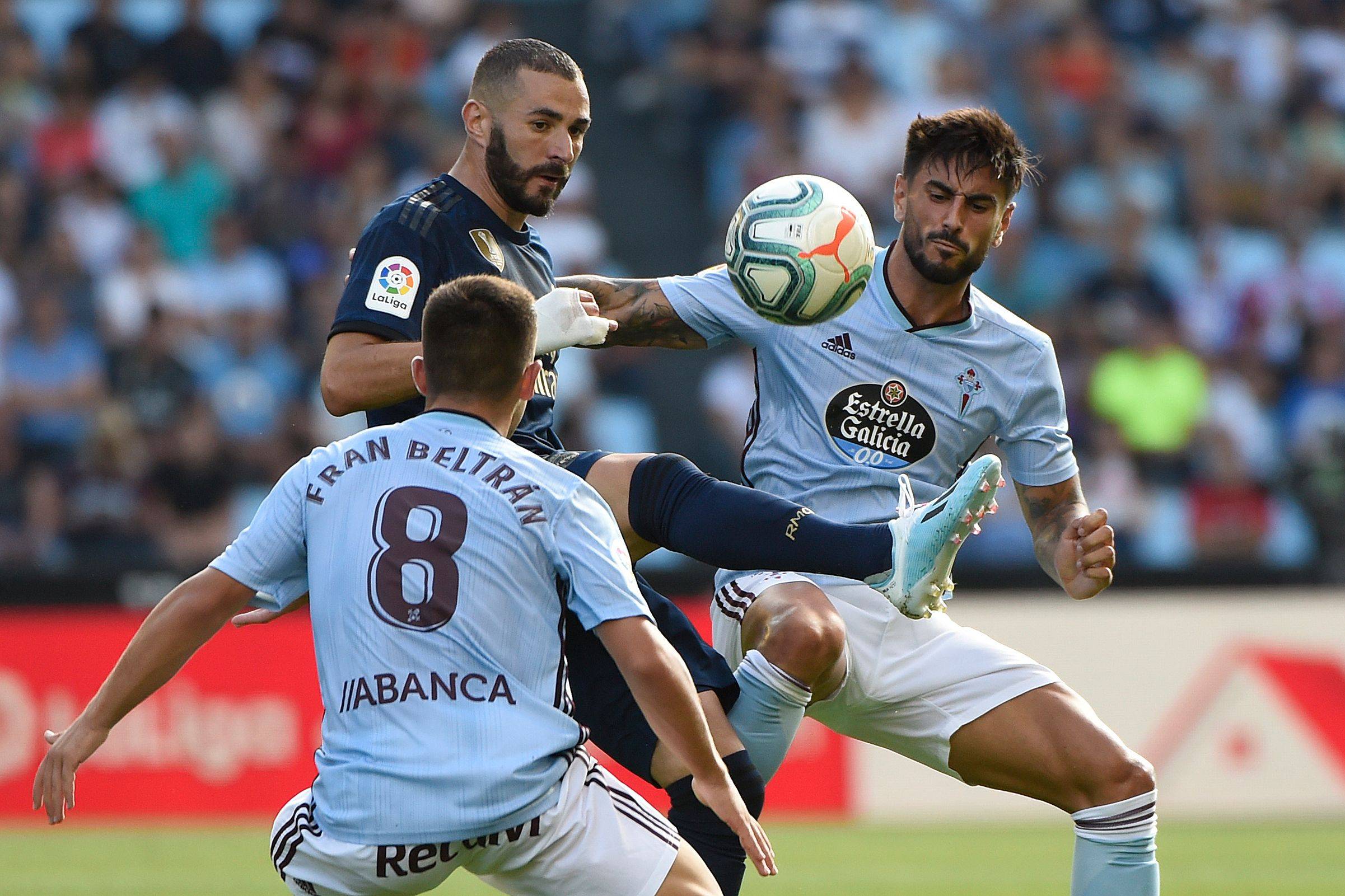 他逐步让很 他逐步让很