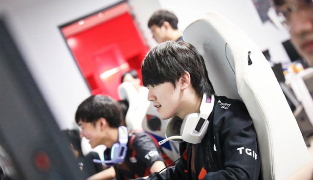 后辈球员努 后辈球员努