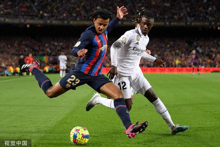 的厚实阵容 的厚实阵容