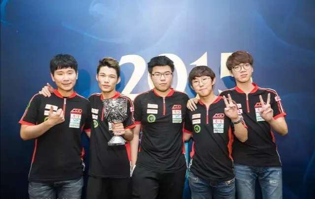 他不仅是成 他不仅是成